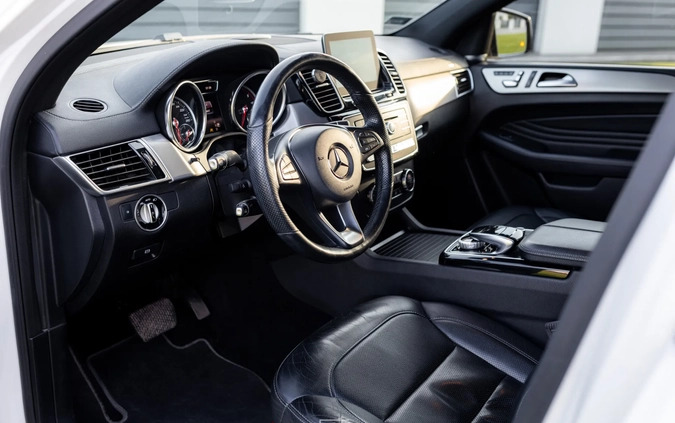 Mercedes-Benz GLE cena 156000 przebieg: 238000, rok produkcji 2016 z Łosice małe 254